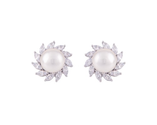 Classic Pearl Studs 